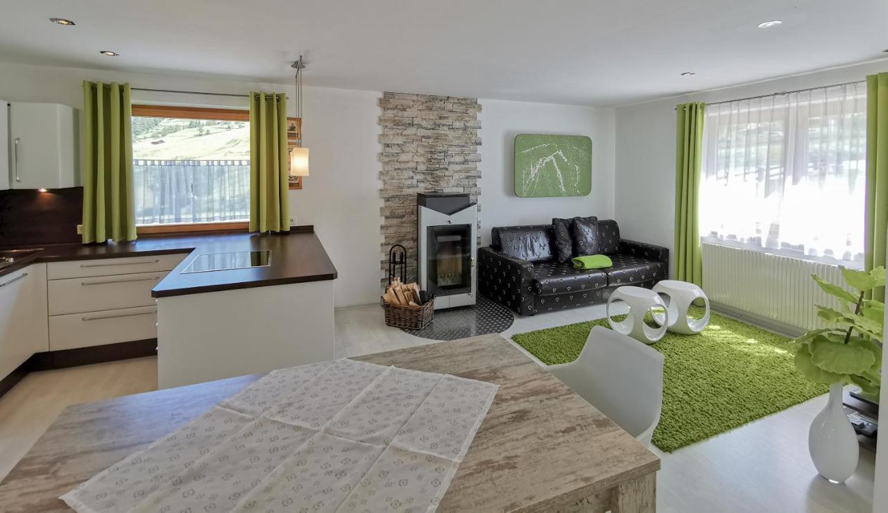 Das Alpenblick & Outdoor Lodge 나우더스 외부 사진