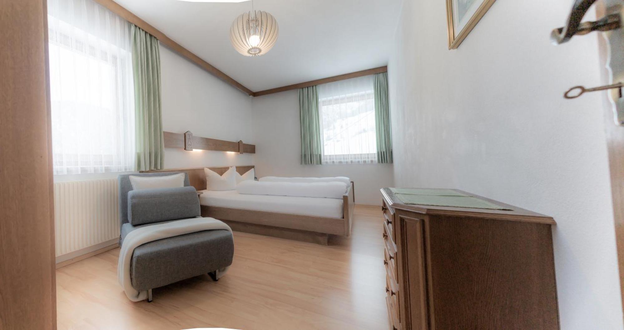 Das Alpenblick & Outdoor Lodge 나우더스 외부 사진