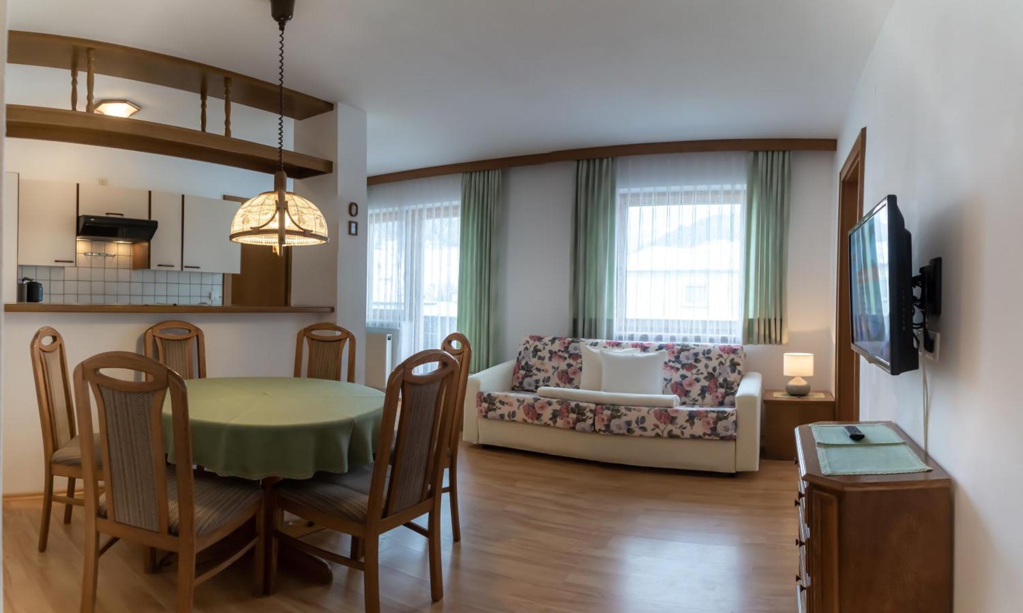 Das Alpenblick & Outdoor Lodge 나우더스 외부 사진