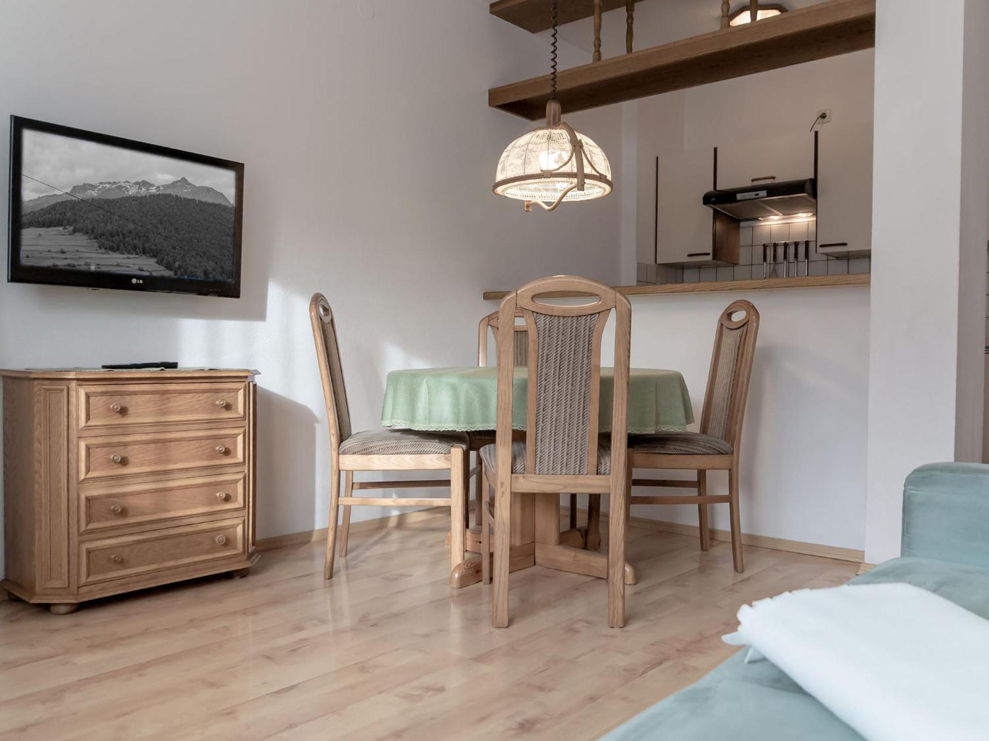 Das Alpenblick & Outdoor Lodge 나우더스 외부 사진