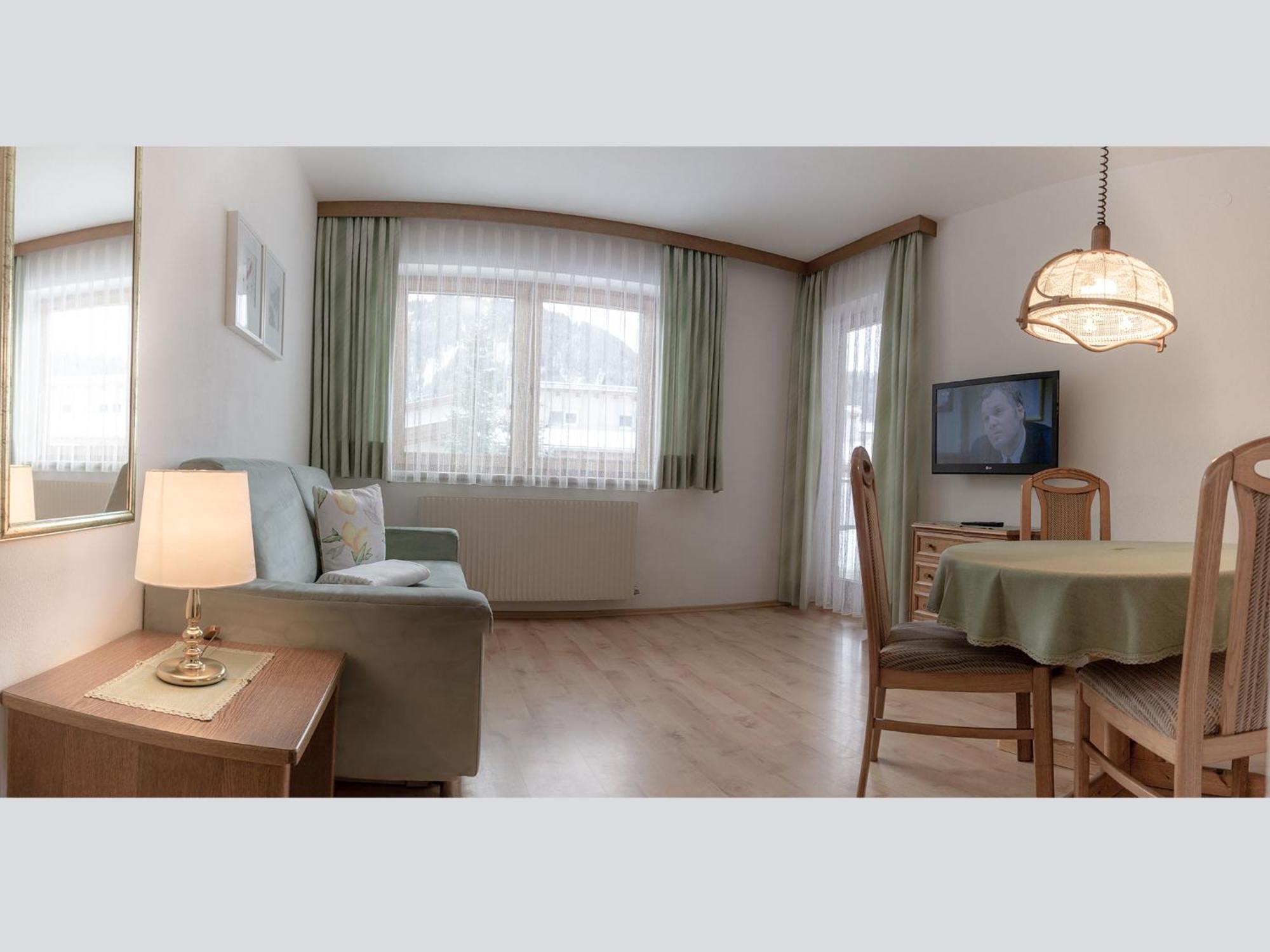 Das Alpenblick & Outdoor Lodge 나우더스 외부 사진